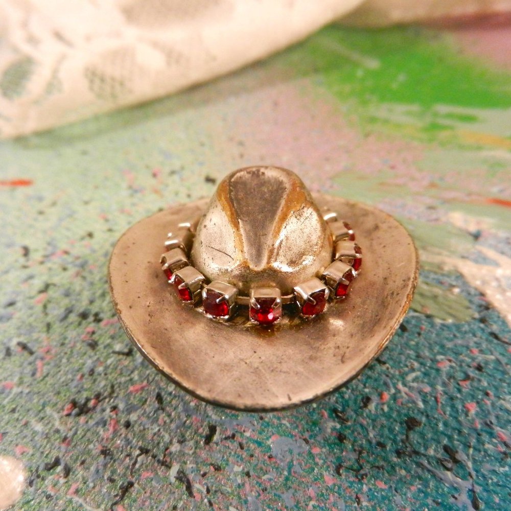 VTG silver stetson bolo slide silver tone cowboy hat with faux ruby bling lariat